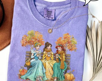 Maglietta principessa retrò Comfort Colors®, maglietta autunnale da donna, maglietta Cenerentola, Belle e Ariel, maglietta principessa autunnale Disney, maglietta autunnale da ragazza