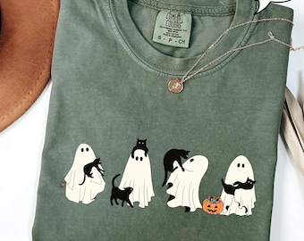 Comfort Colors® Ghost And Cat T-Shirt, Halloween Ghost Shirt, Halloween Cat Shirt, Cat Lower Halloween Gift, Spooky Season Cat Shirt