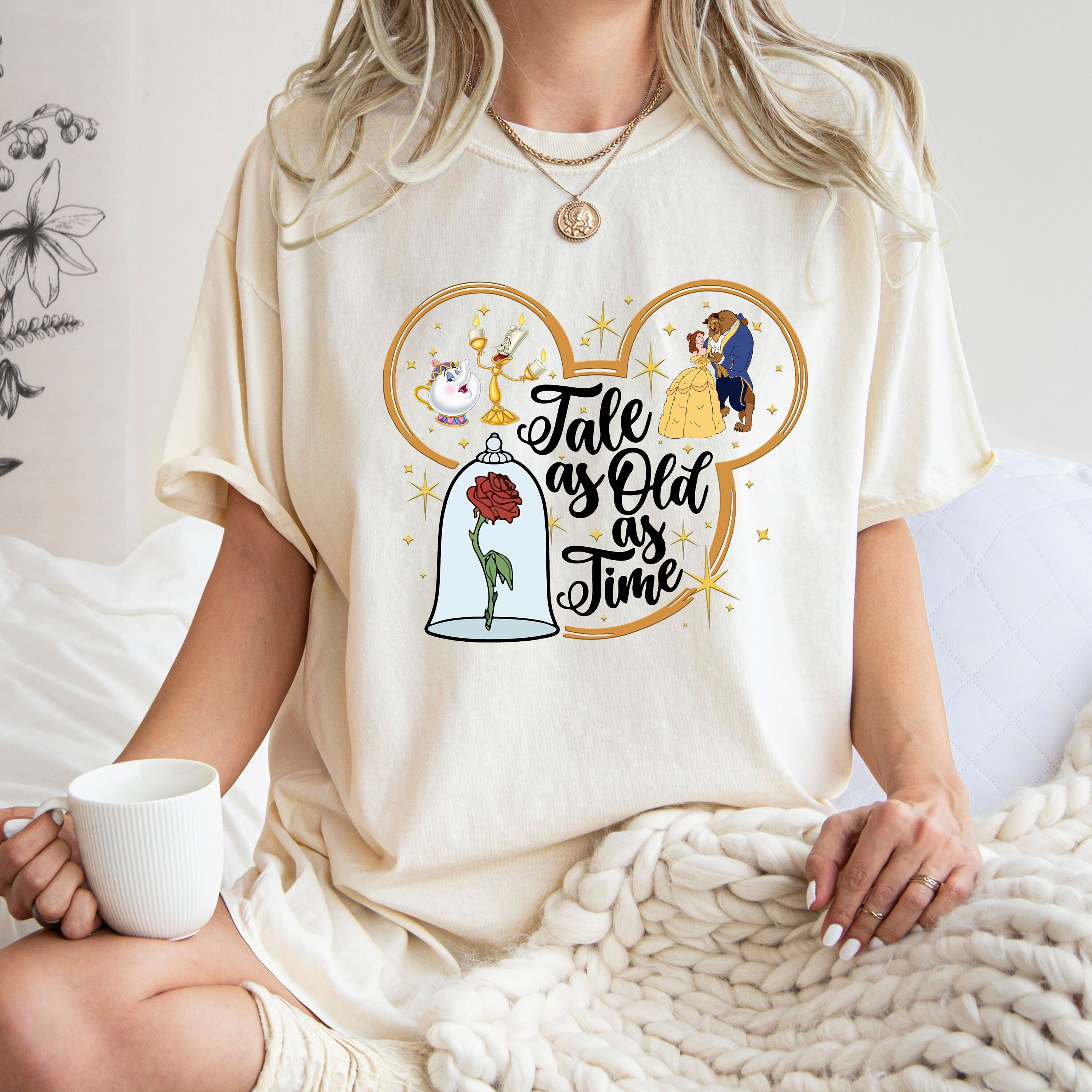 Comfort Colors® Vintage Tale so alt wie die Zeit T Shirt, Disney Prinzessinnen Shirt, Prinzessin Belle Shirt, Disney Trip T-Shirt, passendes Disney Shirt