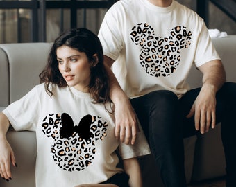 Comfort Colors® Leopard Mickey en Minnie paar shirt, Disney Safari-shirt, Disney Family-shirt, Disney Trip-shirt, Disney Matching Shirt
