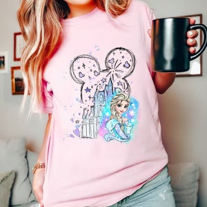 Comfort Colors® Disney Schloss Prinzessin Elsa Shirt, Prinzessin Elsa Shirt, Frozen Elsa Shirt, Schloss Shirt, Disney Magic Kingdom Shirt Bild 5