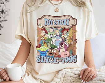 Camisa Comfort Colors® Toy Story desde 1995, camiseta de Disney World Toy Story, camisa de personajes de la película Toy Story, camisas a juego de la familia Disney