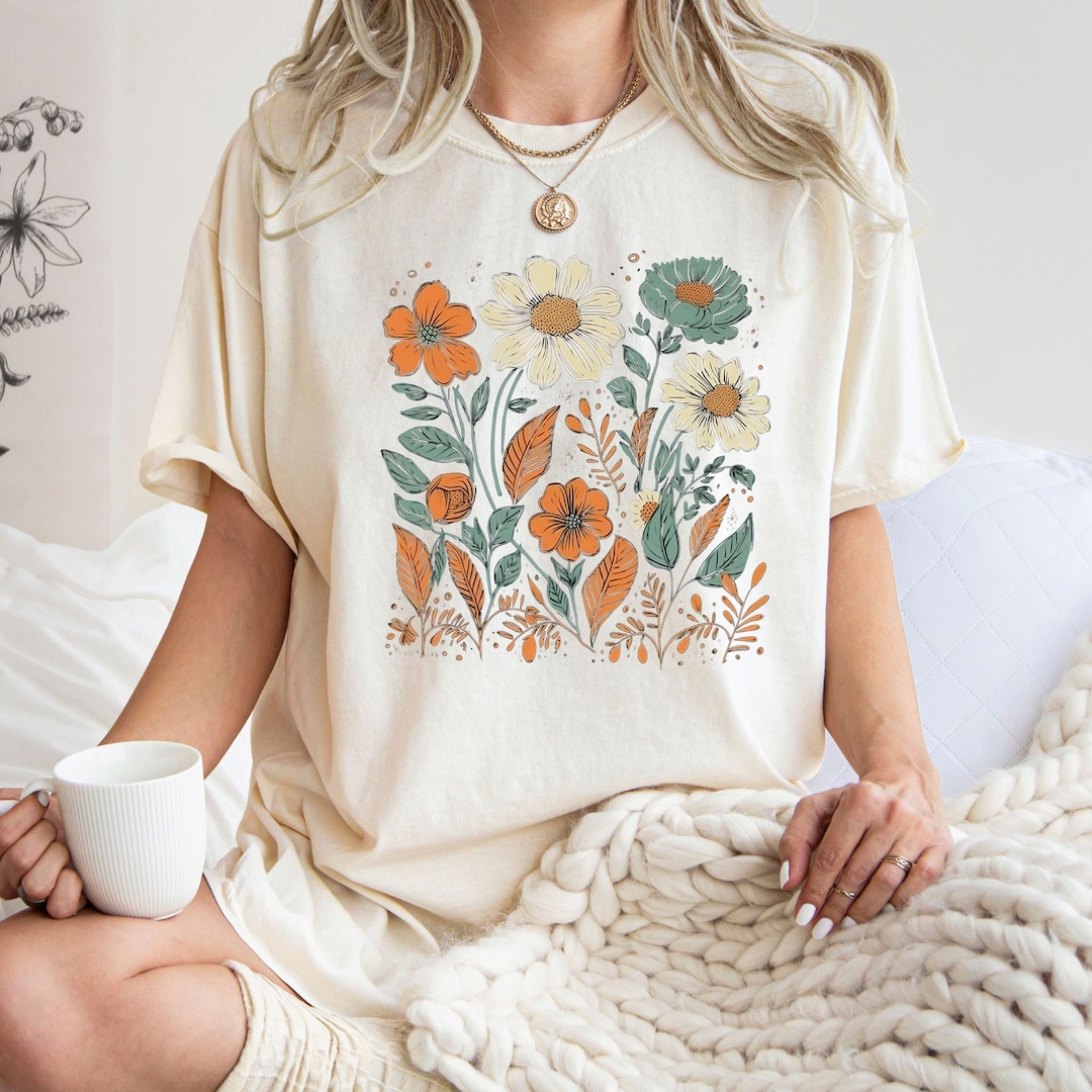 Comfort Colors® Daisy Bouquet Shirt, Flower Shirt, Retro