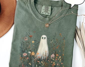 Comfort Colors® blommig spökskjorta, retro Halloween-skjorta, höstestetisk Halloween-skjorta, spökblomstskjorta, naturälskare-spökskjorta