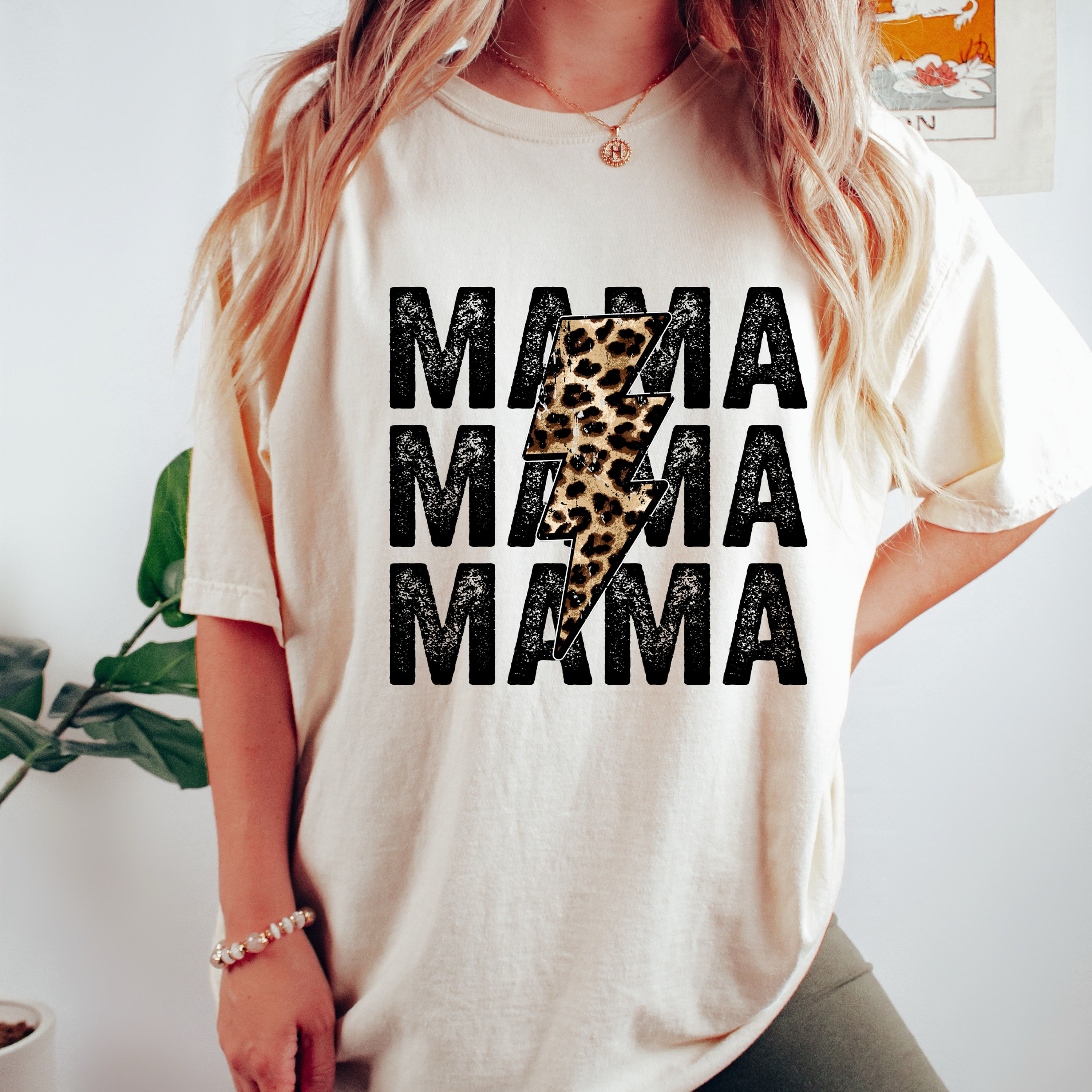 Comfort Colors® Leopard Mama Shirt, Mothers Day Gift,Gift For Mama, Cool Mother Shirt, Leopard Mom Shirt, New Mom Gift, Aesthetic Mama Shirt