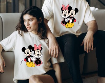 Camiseta de Disney Mickey y Minnie para el día de San Valentín de Comfort Colors®, camiseta para parejas para el día de San Valentín, regalo para enamorados, camiseta de Disney para el día de San Valentín