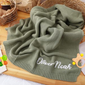 Personalized Cotton Knit Baby Blanket: Custom Name Embroidery, Newborn Gift