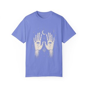 Comfort Colors Celestial Hand Eyes Moon Shirt, Mystical Hands Unisex Shirt, Boho Spiritual Tee, Astrology Shirt zdjęcie 7