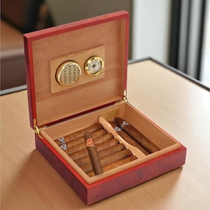 Wood Cigar Humidor Box – 20 Count Cedar-Lined Case with Hygrometer and Humidifier, Gift for Men & Cigar Lovers
