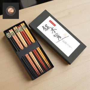 5 Pairs Japanese Beech Wood Chopsticks – Reusable Natural Wooden Chopsticks Set for Sushi, Noodles, or Gift