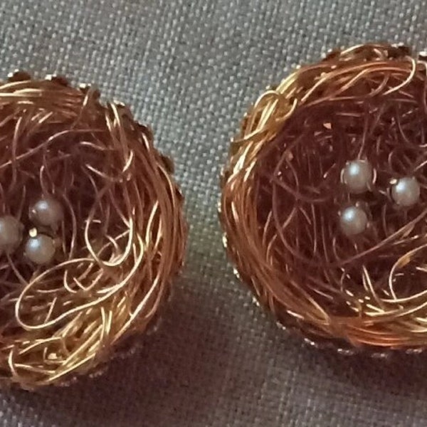 Vintage Gold Tone Wire Wrap Birds Nest Bead Eggs Clip On Earrings