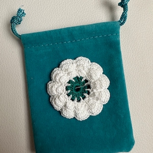 Srebrenica Flower Brooch Crochet Embroidery - Bosnian Genocide 1995 - For Victims of Srebrenica Genocide