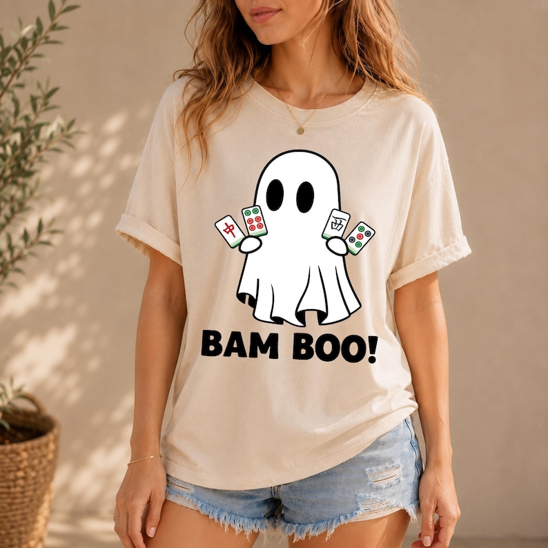Comfort Colors® Bam BOO Halloween-mahjongshirt, Ghost Mahjong-T-shirt, Spooky Season-gametop, mahjong-groepskostuumidee, Halloween-gameshirt afbeelding 4