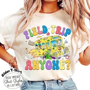 Shirt excursie iedereen, shirt schoolreisjes, leraar magische schoolbus, shirt lerares velddag, veiligheidsgordels iedereen, kroes, shirt leraar