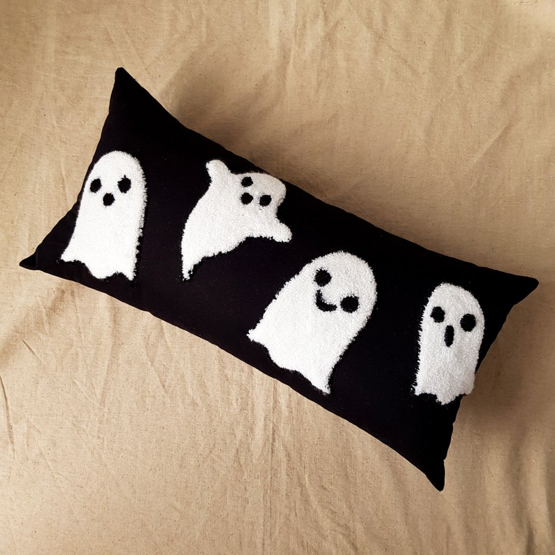 Punch Needle Halloween Pillow Cover, Ghosts Embroidered Cushion Cover, Halloween Gift, Fall Decor image 1