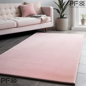 Hand-Tufted Wool Rug: Solid Pink, Modern Luxury