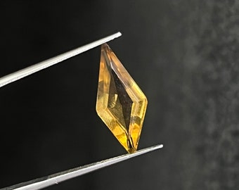 5,90 CT, Naturalny cytryn, Żółty kamień szlachetny, Kamień szlifowany, Kamień do wyrobu biżuterii, Fantazyjny kształt, Jakość AAA,
