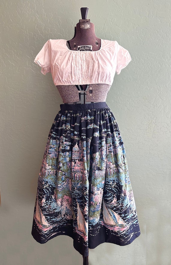 1950s Sailboat Border Print skirt S/M 28" Waist - image 1