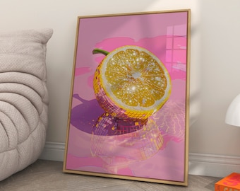 Könnte beinhalten: Ein gerahmter Druck einer halben Zitrone mit glitzernder Textur auf rosa Hintergrund.