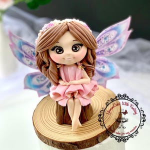 Jolie fée princesse fille figure de gâteau d'anniversaire fondant comestible fait main, décoration comestible fée de la forêt avec ailes pour gâteau d'enfants