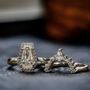 Coffin Cut Halo Moissanite Engagement Ring Set Curved Stacking Wedding Band Promise Ring 14K White Gold Bridal Set Ring Proposal Ring