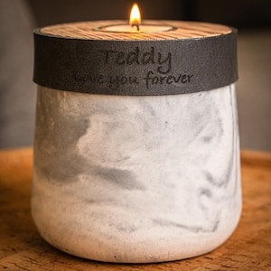 Urna para cenizas de cremación para mascotas, urna de tamaño pequeño, urna moderna para velas, acabado en mármol blanco y gris con cuero gris ahumado, hecha a mano, personalizable
