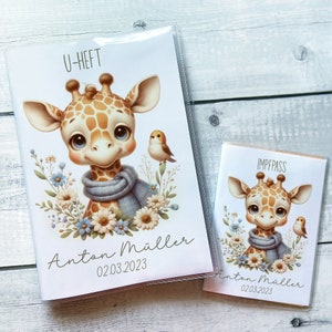 Personalisierte 2 in 1 U-Heft und Impfpass Hülle Giraffe Geschenk Geburt Babyparty Schwangerschaft mit Name Vorname personalisierbar