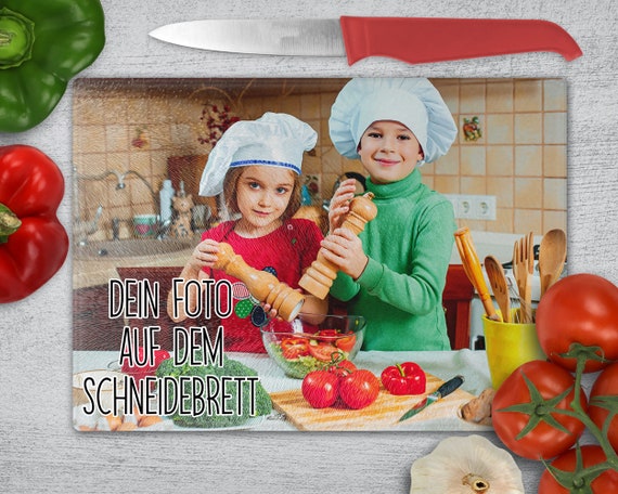 Personalisierbares Glasschneidebrett – Mit Eigenem Foto/Text, Spülmaschinenfest, Kratzfest, Mit Gummifüßen