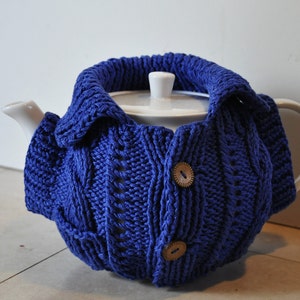 Aran sweater tea cosy knitting pattern Teapot warmer gift for mom coworker image 6