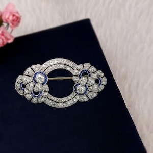 Art Deco Diamond Brooch 925 Sterling Silver Blue Sapphire Princess-Cut Exclusive CZ Studded Party Wear High End Jewelry Circle Flower Brooch