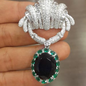 925 Sterling Silber Art Deco Brosche Sapphire & Diamant Smaragd Pin Brosche Handgemachte luxuriöse Hohe Schmuck Für Frauen / Männer Party Wear Broschen