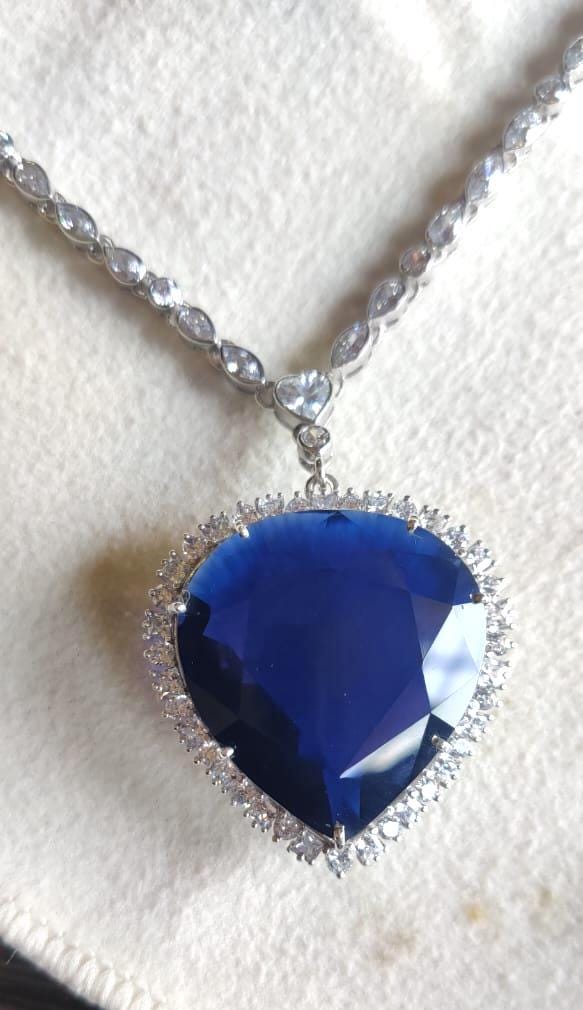 Titanic Necklace Heart of the Ocean Blue Sapphire Heart Cut