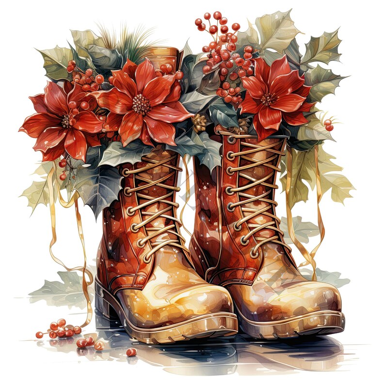 Pode incluir: Um par de botas de couro marrom com cadar&ccedil;os, decoradas com uma coroa de flores de poinsettia vermelhas e folhas verdes. As botas est&atilde;o sobre um fundo branco.