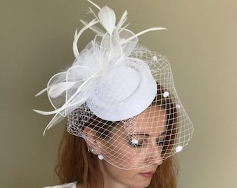 Bridal Fascinator Feathers Birdcage Veil, Wedding Pillbox Hat, Cocktail Hat with Mesh Veil, Bridal Headpiece