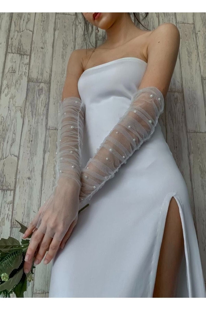 Pearl Gathered Tulle Bridal Sleeves