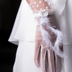 Short Transparent Bridal Gloves, Feather Tulle Wedding Gloves, Sheer Tulle Gloves, Bridal Accessories