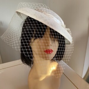 Bridal Fascinator Hat Birdcage, Flower Pearl Wedding Hat with Mesh Veil, Cream Top Hat Face Tulle image 3