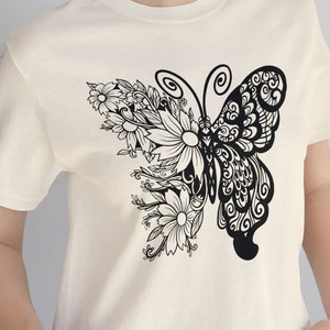 Butterfly Mandala Shirt, Mandala T-shirt, Butterfly Shirt, Cute Shirt for Woman, Cute Butterfly Shirt, Gifts for Woman, Butterfly T-Shirt