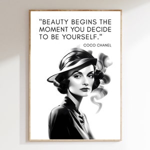 Citazione ispiratrice di Coco Chanel "La bellezza inizia nel momento in cui decidi di essere te stesso.", Citazione motivazionale, Icona della moda