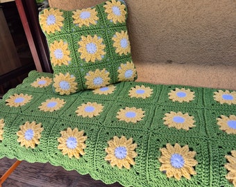 Dreamy Daisy Flower Pillow & Sofa Throw: Handcrafted Bohemian Home Decor!