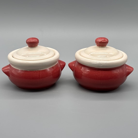 Vintage Chef Mates Taiwan Red Stoneware Mini Casserole Töpfe mit Deckeln Kitchen Decor