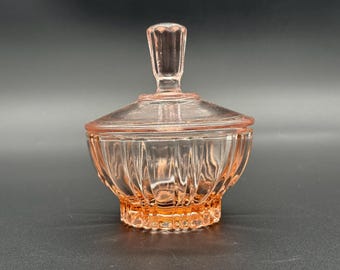 Vintage Pink Depression Glass Lidded Powder Dish – Vintage Art Deco Collectible