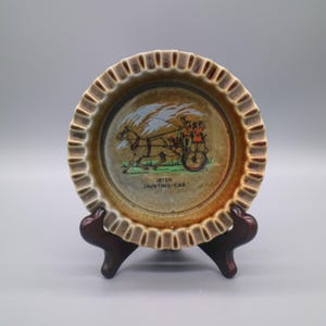 Vintage Pottery Ashtray Irish Jaunting Car Hand Painted Blue Green Ireland 6”