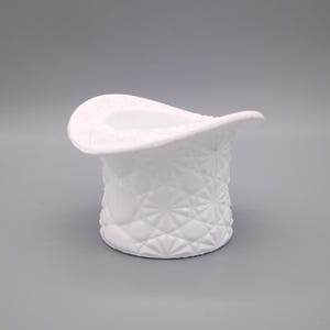 Vintage Fenton Milk Glass Top Hat Daisy and Button Pattern Vintage 1960&#39;s #3705