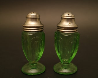 Vintage Hazel Atlas Uranium Glass Salt Pepper Shakers