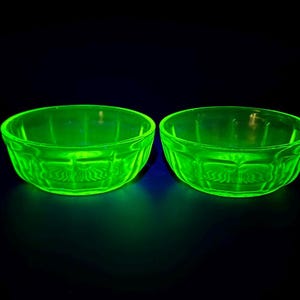 Anchor Hocking Colonial Block Optic Green Depression Glass Uranium Berry Bowls (Set of 2) | Uranium Glass