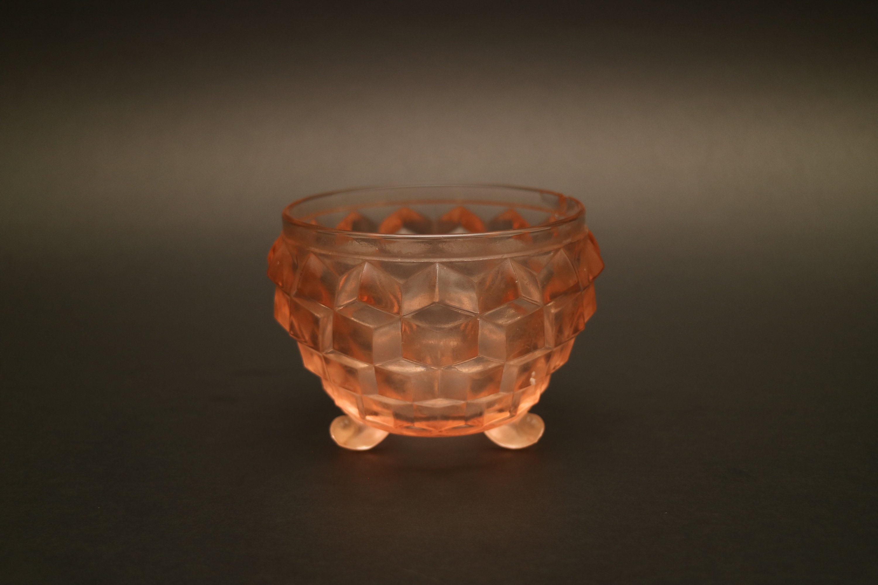 Jeannette Glass Pink Depression Glass Cube Cubist Powder Jar 3 legs Vintage Pink Depression Footed Diamond Pattern
