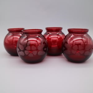 Vintage 1950s Anchor Hocking Ruby Red Bulb Shaped Glass Etched Flower Vase 3 3/4&quot; (Set of 4)