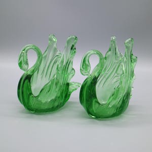 Figurine di cigni in vetro di cristallo verde in stile Murano vintage (set di 2) / Piatto per caramelle, ciotola per anelli, piatti per cianfrusaglie