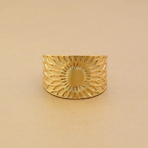 Sun Ring, 14k Gold Sun Ring, Handmade Ring,Dainty Sun Ring, Stacking Ring,Minimalist Gold Ring Women, Trendy Ring